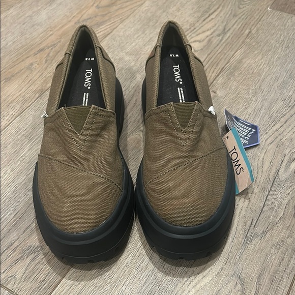 NWT TOMS Alpargata Combat Dark Olive Comfort Foam Insoles Canvas Shoes Size 7.5 - Picture 1 of 12